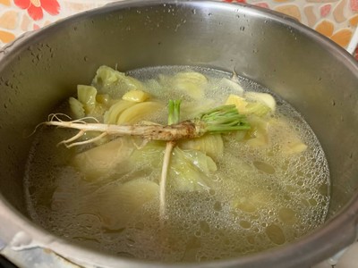 วิธีทำ ต้มผักกาดดองซี่โครงหมูสามชั้น