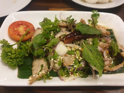 อาหาร หรือ เครื่องดื่ม