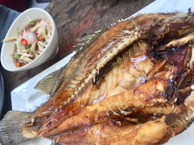 ปลากระพงทอดน้ำปลา