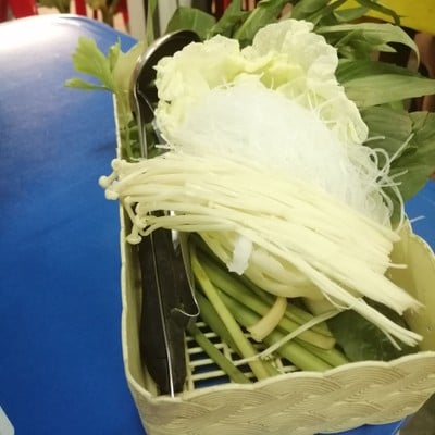 อาหาร หรือ เครื่องดื่ม