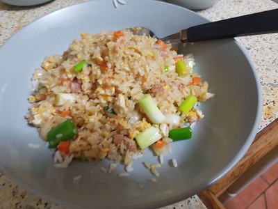 ข้าวผัดแหนม ข้าวผัดแหนม