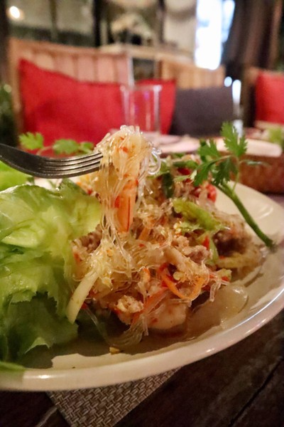 ยำวุ้นเส้นหมูสับกุ้งสด