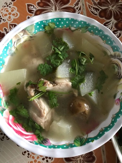 ไก่ตุ๋นมะนาวดอง