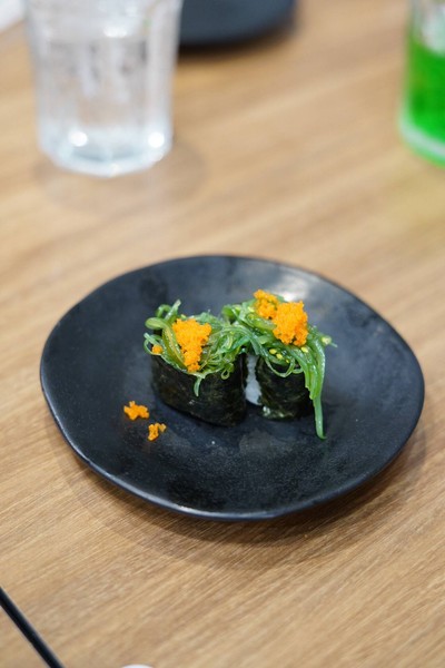 HIYASHI WAKAME SUSHI