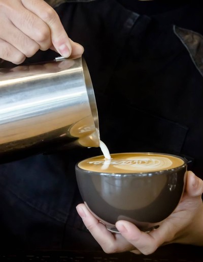 เมนูของร้าน Six Brew Coffee