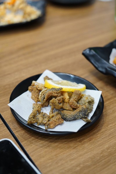Crispy Salmon Skin