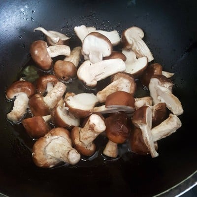 วิธีทำ เห็ดหอมทอดซีอิ๊ว