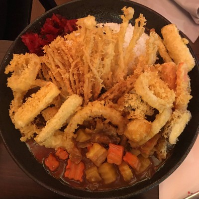 ข้าวแกงกะหรี่เทมปุระรวม