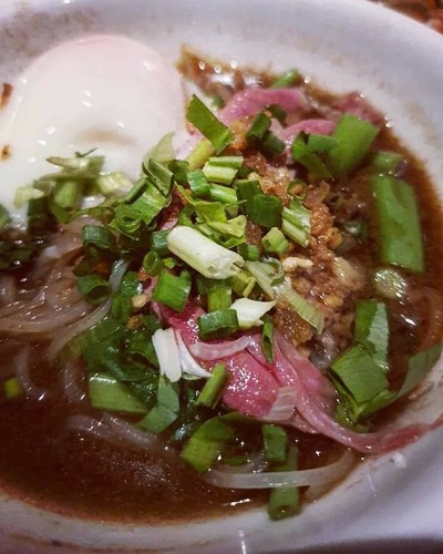 ก๋วยเตี๋ยวเรือไข่ออนเซน