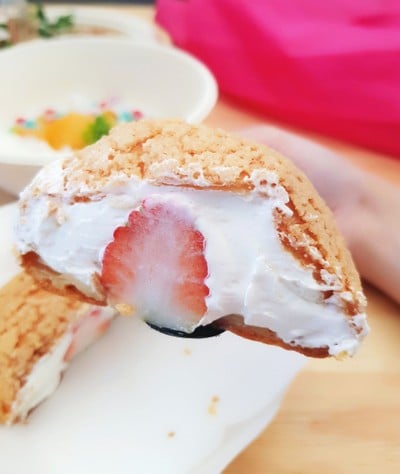 เมนูของร้าน คอร์นนิลี่