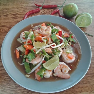 ตำผักรวมมิตร กุ้งสด