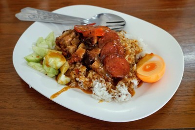 ข้าวหมูแดง