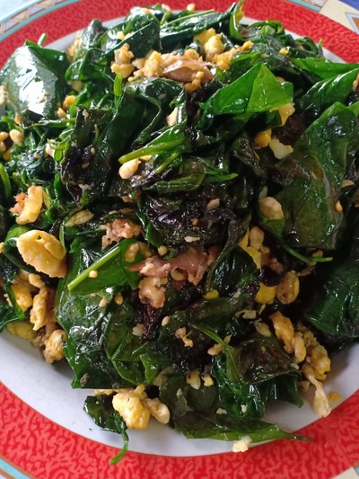 วิธีทำ ใบเหลียงผัดไข่ วิธีทำ ใบเหลียงผัดไข่