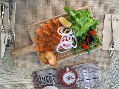 เมนูของร้าน The Castle Restaurant & Tea Room Khao Yai