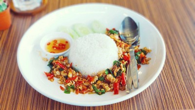 ข้าวกะเพราไก่