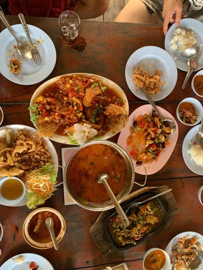 ต้มยำปลาคัง ปลาทับทิมราดพริก ไก่ผัดเม็ดมะม่วง ปลาคังผัดฉ่ากระทะร้อน ยำหัวปลีชุปแ