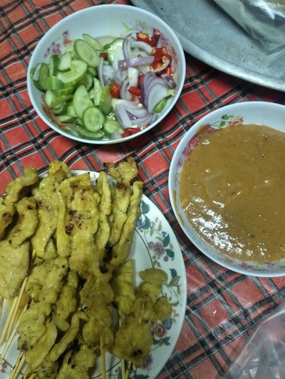 หมูสะเต๊ะ