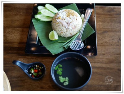ข้าวผัดปูไซส์ใหญ่