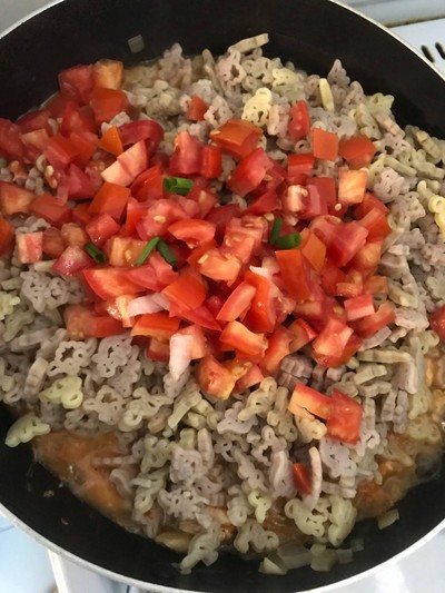 วิธีทำ ผัดมักกะโรนีไก่ 