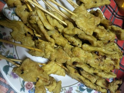 หมูสะเต๊ะ