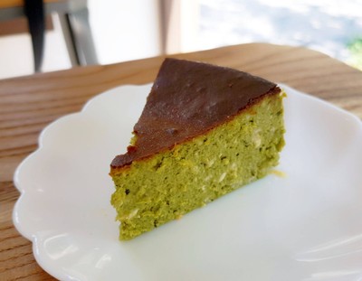 MATCHA CHEESE CAKE