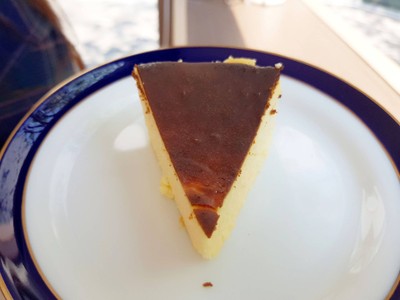 CHEESE CAKE