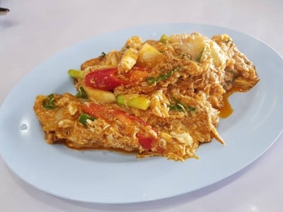 เนื้อปูผัดผงกะหรี่