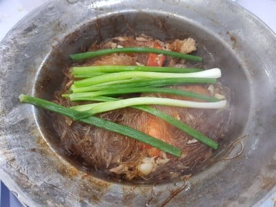 กุ้งอบวุ้นเส้น