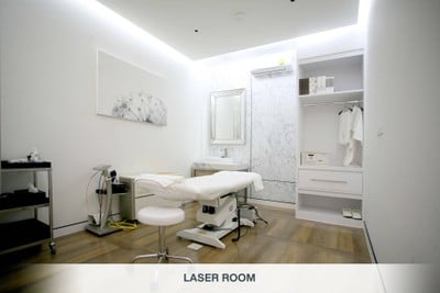 บรรยากาศ Dermaster  Clinic ( เดอมาสเตอร์ คลินิก )