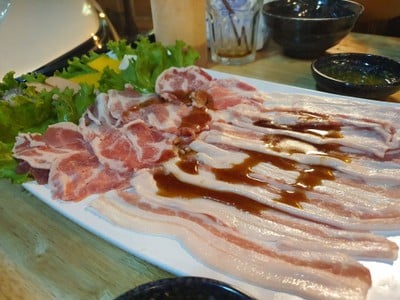 หมูจุ่มชีส สกลนคร