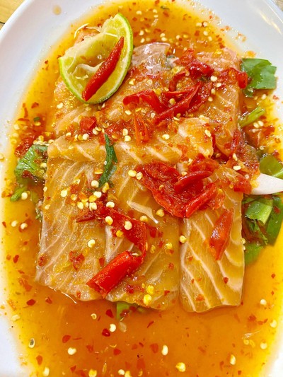 เมนูของร้าน ส้มตำกรอบ ทุ่งสง