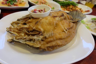 ปลากระพงค์ทอดน้ำปลา