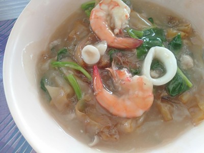 ราดหน้าเส้นใหญ่