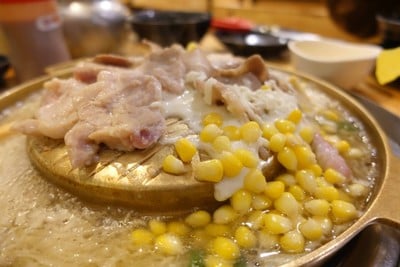 หมูจุ่มชีส สาขา ตลาดจอมพล