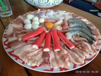 เจ๊สาว หมูกระทะ