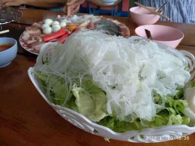 เจ๊สาว หมูกระทะ