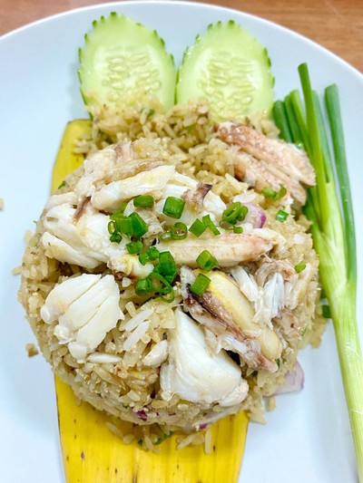 ข้าวคลุกมันปู 69 บาท