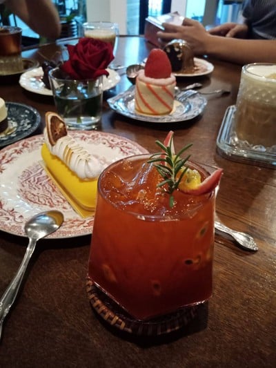 filsandfille ประดิษฐ์มนูธรรม3