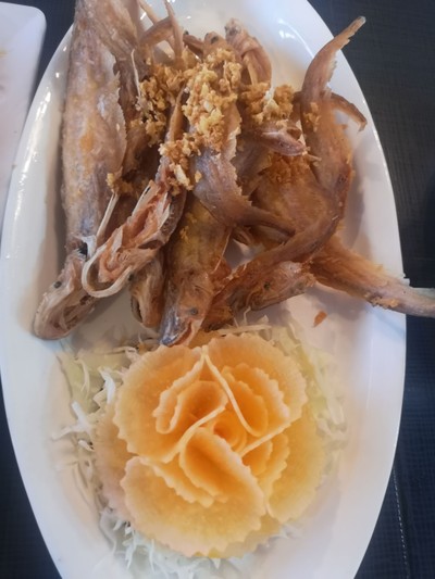 อาหาร หรือ เครื่องดื่ม