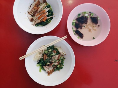 อาหาร หรือ เครื่องดื่ม