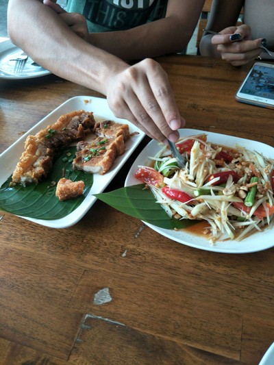 อาหาร หรือ เครื่องดื่ม