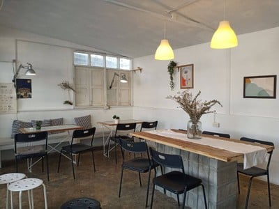 บรรยากาศ Workboxes cafe' -