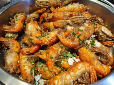 อาหาร หรือ เครื่องดื่ม