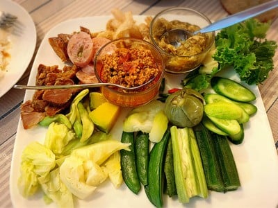 ชุดเหนือ
