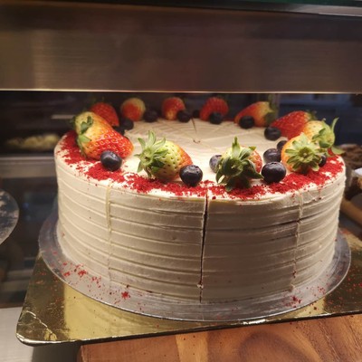 อาหาร หรือ เครื่องดื่ม