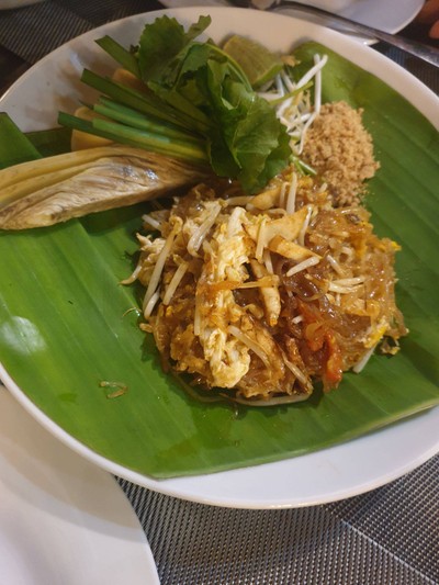 ผัดไทยกุ้งสด