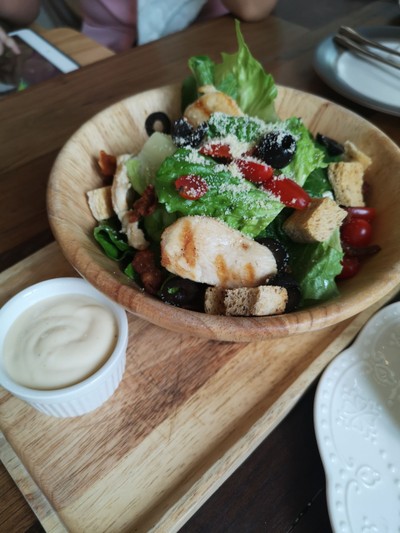 อาหาร หรือ เครื่องดื่ม