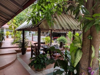 สวนองุ่นสมบุญรัตน์