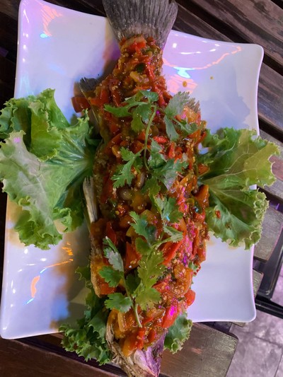 อาหาร หรือ เครื่องดื่ม