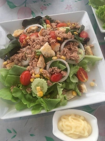 สลัดทูน่า